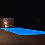 Villa Shades Of Blue *