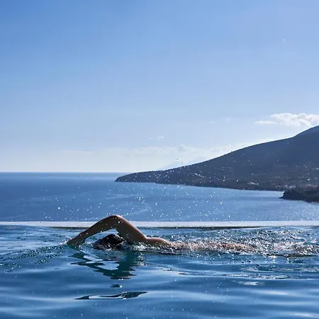 Shades Of Blue 别墅